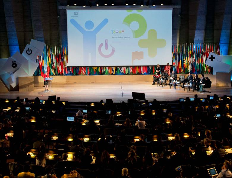 Article : « Créons ensemble le futur que nous voulons ». Les jeunes rêvent désormais d&rsquo;un meilleur avenir au sortir du 8ème Forum des jeunes de l&rsquo;UNESCO